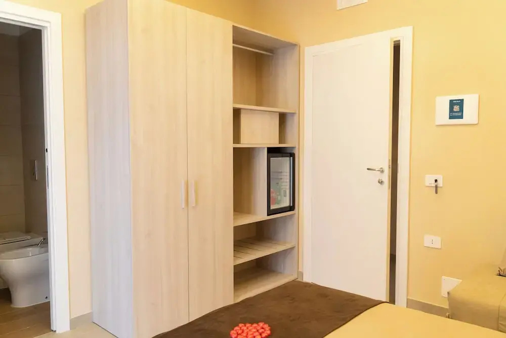 Partenopes House