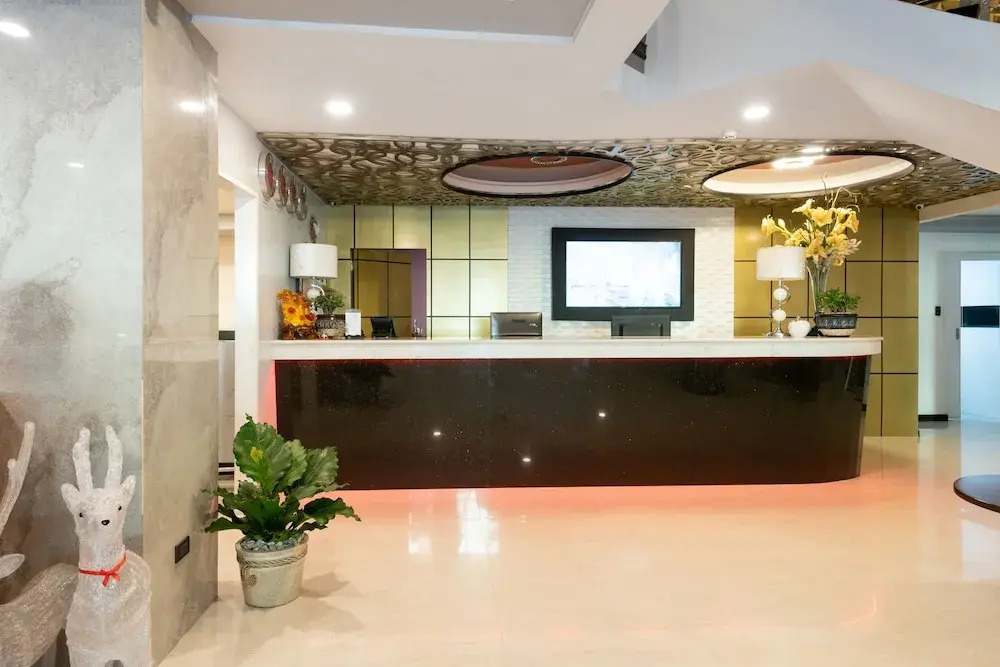 AMORE HOTEL MANILA