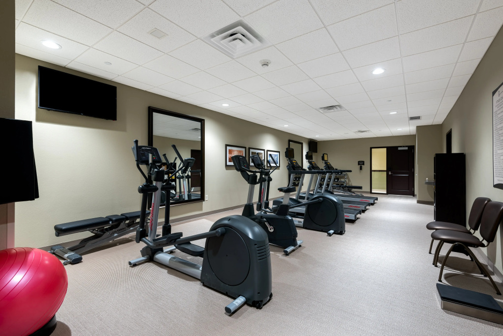 Staybridge Suites Eau Claire - Altoona by IHG