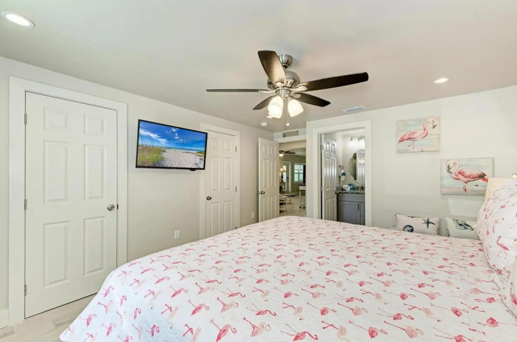 Blue Bayou - 201 - 76th W