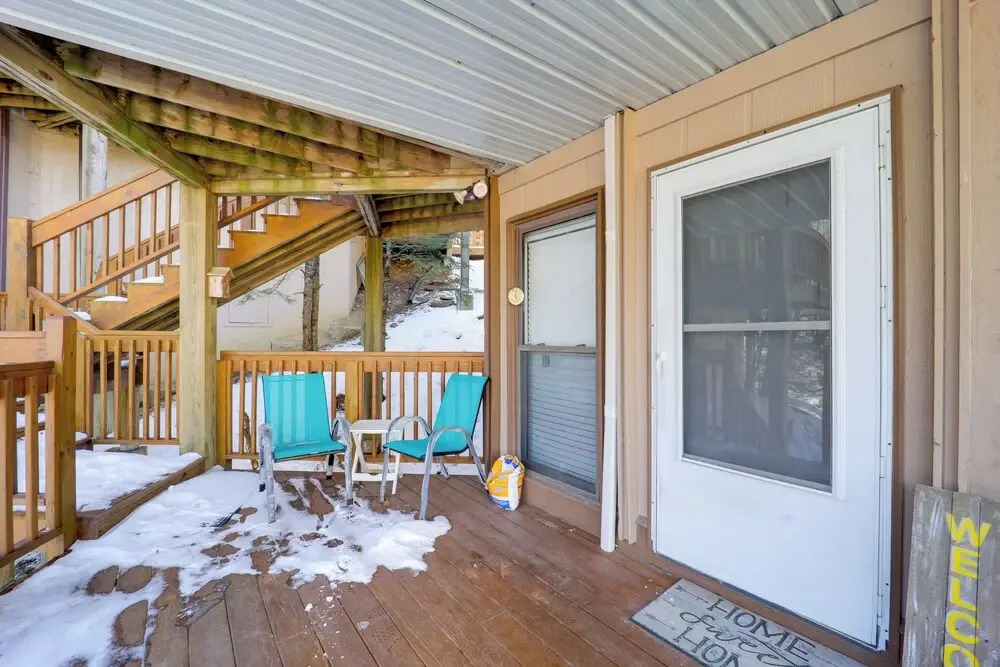 Ski, Hike & More! Couple's Getaway in Beech Mtn