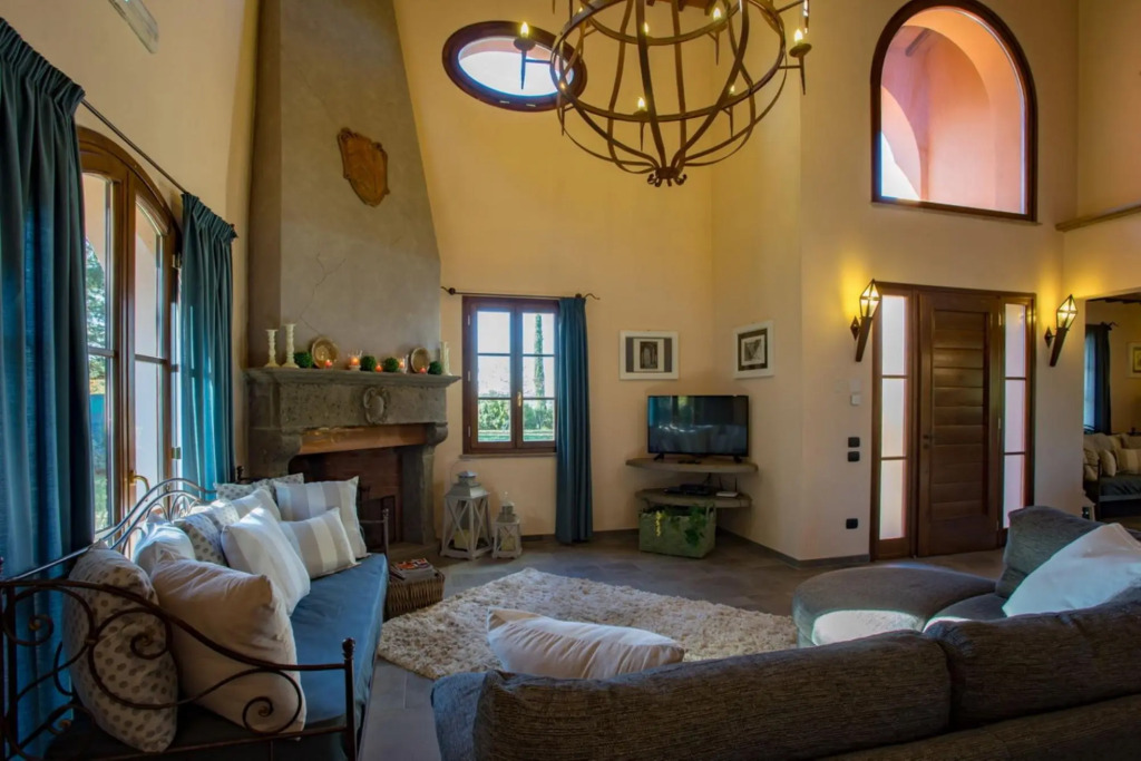 Villa with private pool between Pisa and Volterra-Villa Montelopio