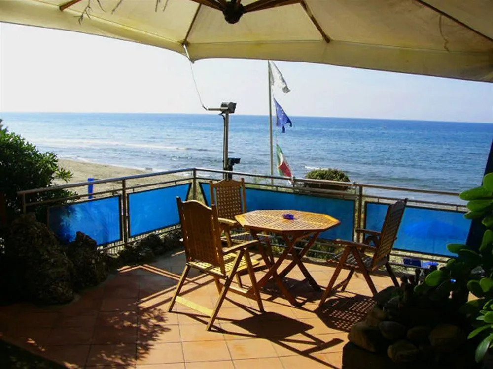 Hotel Villa Lo Scoglietto