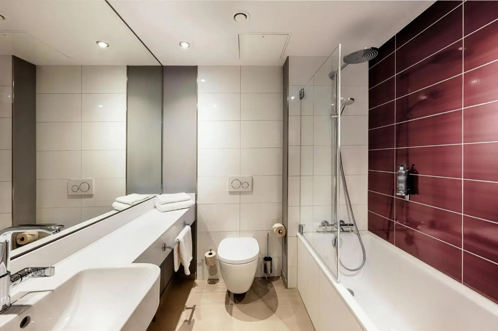 Premier Inn Darmstadt City Centre