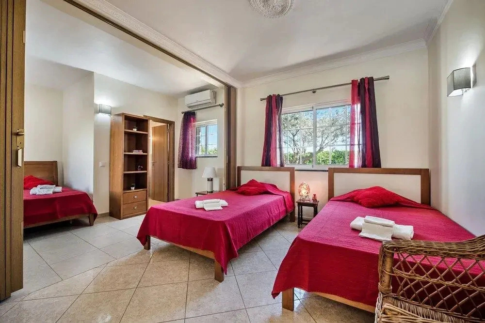 Villa Rodrigues - Private Pool & Comfort in the Algarve
