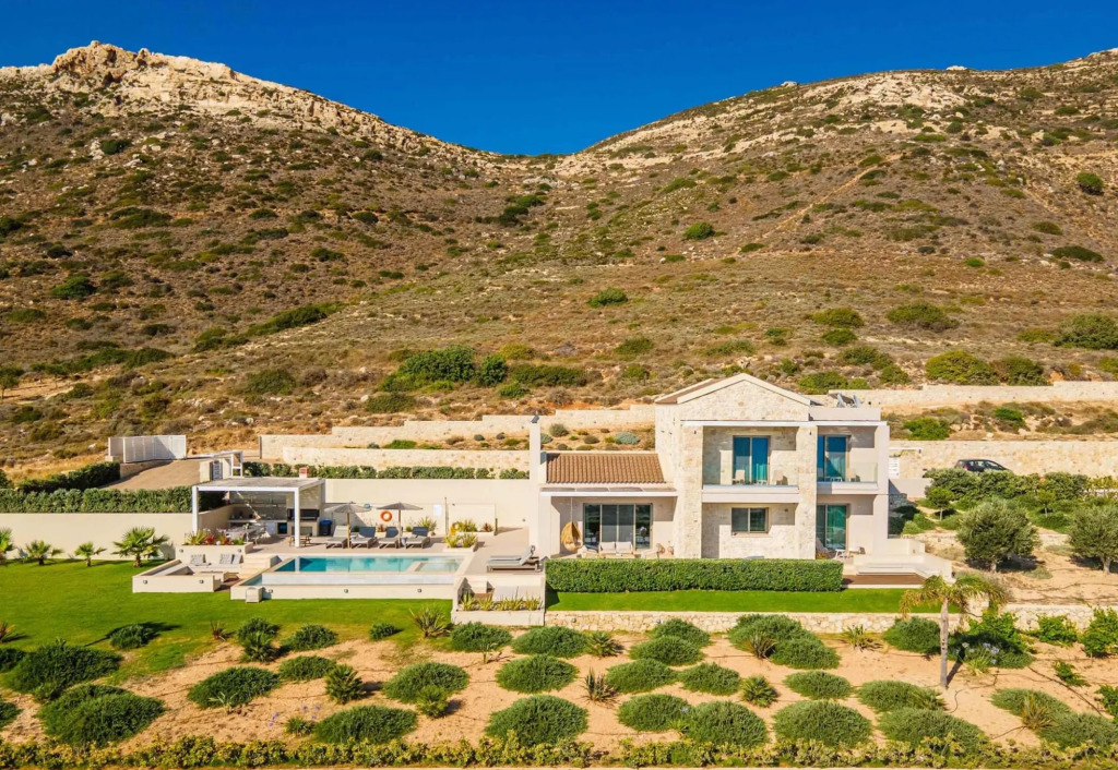 Villa Cielo I Free Heated Pool Stunning Seaview