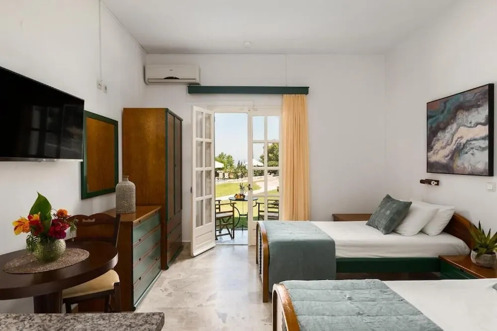 Nikiforos Apartments