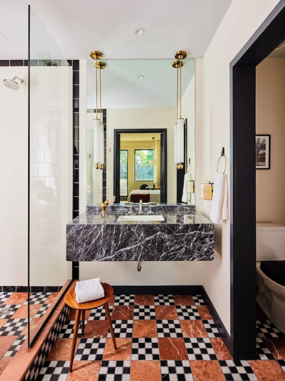 Hotel Henrietta