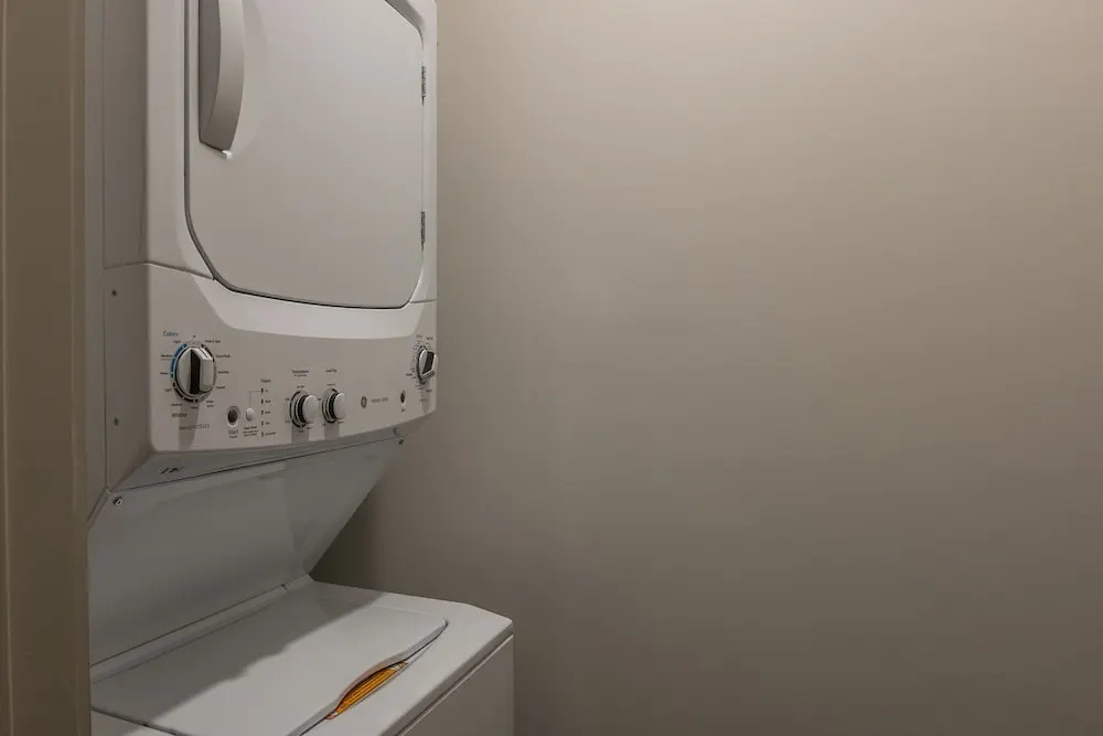 2 BR Apt Near St Johns River by Frontdesk