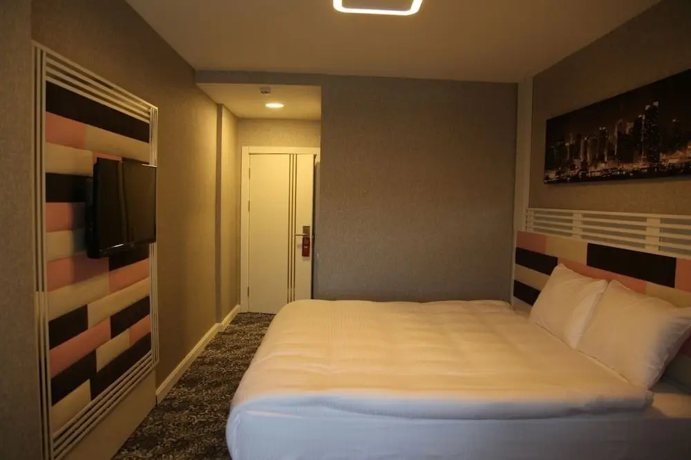 Manhattan Hotel