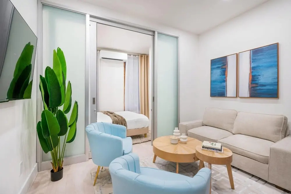317-2a Sleek Modern 1Br UES W D