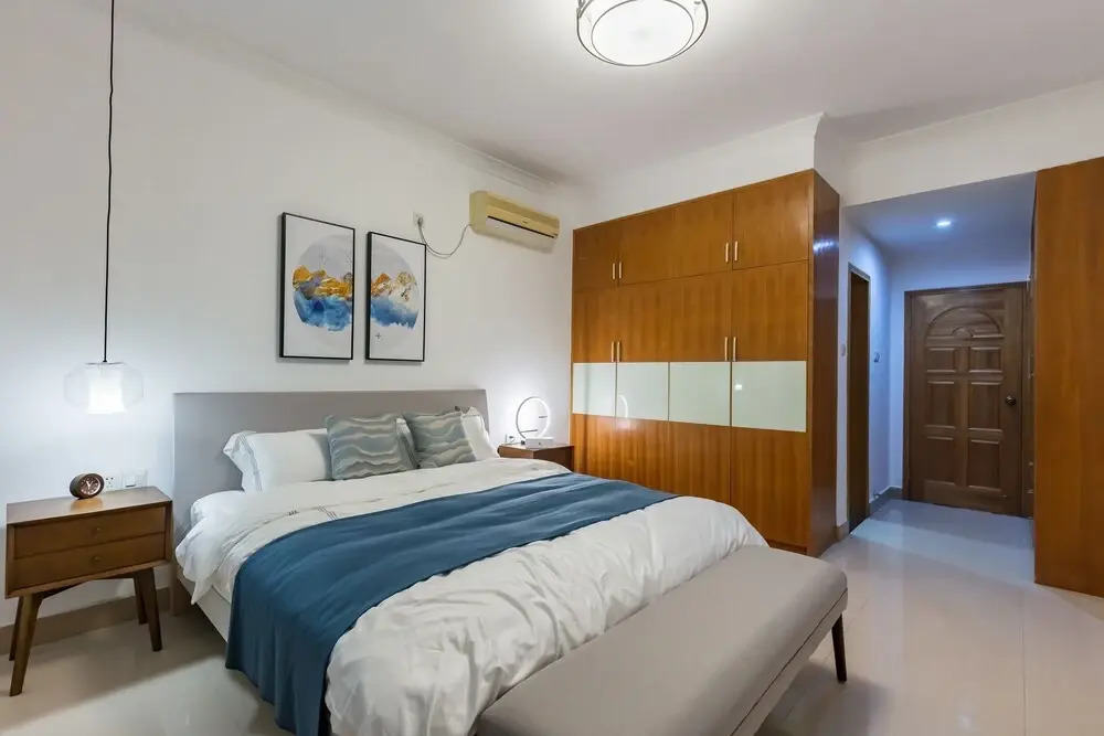 Locals Boutique Apartment Huafa Plaza 21