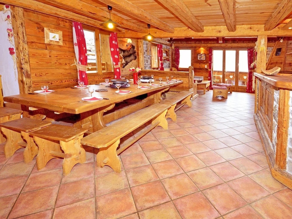 Charming Chalet in Champagny-en-vanoise Near Ski Area