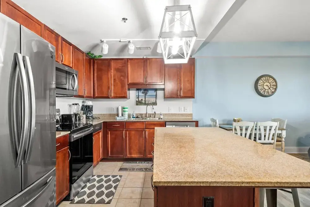 Laketown Wharf Unit 104