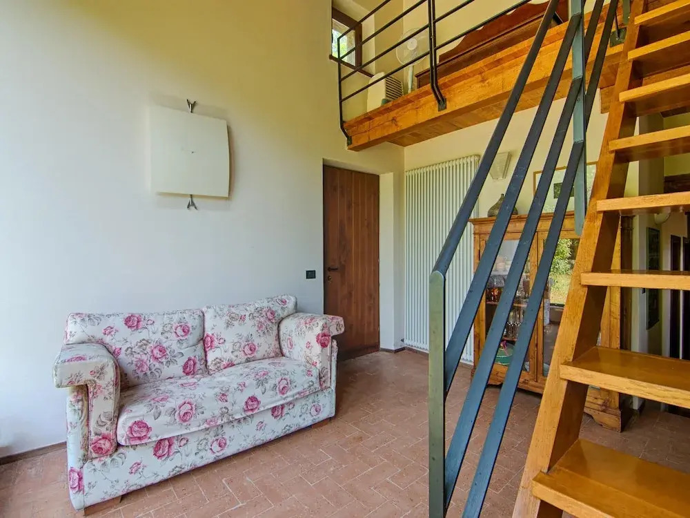 Villa in Borgo Pace with Private Pool