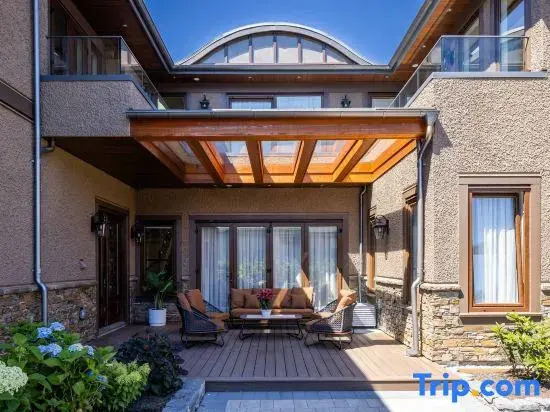 Vancouver Stay ----- Modern Richmond Home  Next to YVR Airport--Brand New & Stylish