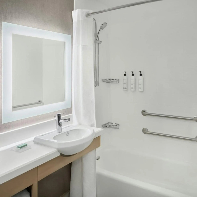 SpringHill Suites by Marriott Lansing West