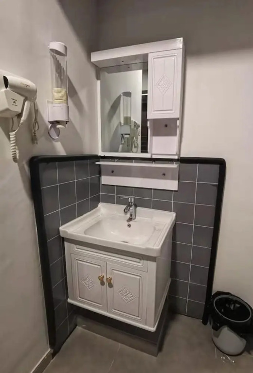 Yootel Hostel