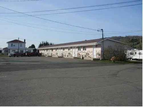 Rose Motel & Cabins