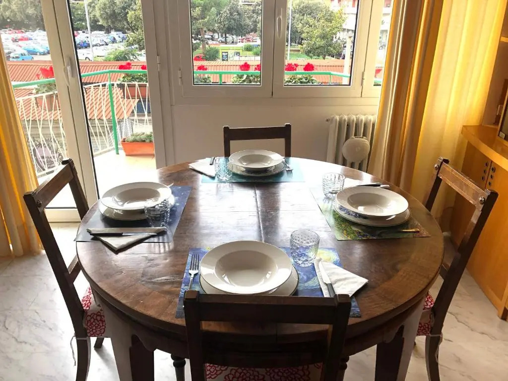 Questa casa non è un albergo CIU-ATR 9390-9