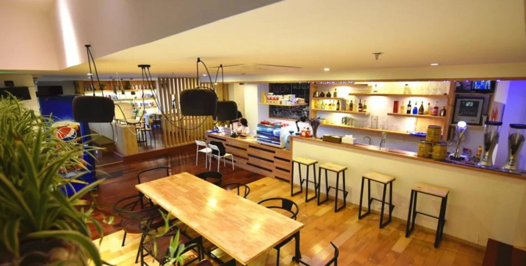Ease Hostel