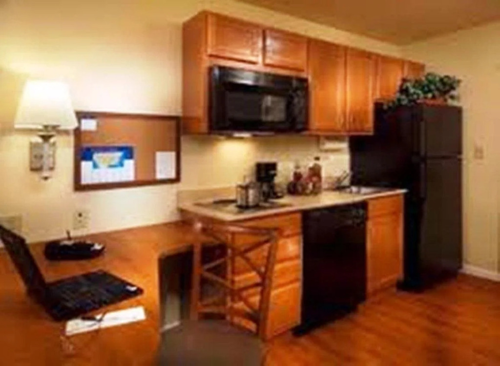 Candlewood Suites Logan by IHG
