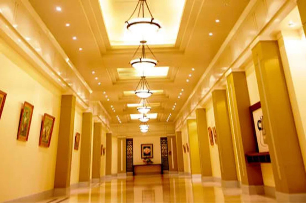 The Royal Mandaya Hotel