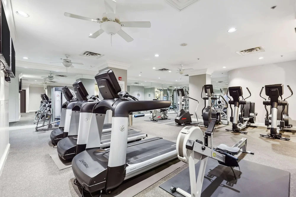 2BR Luxury City Suite With Gym & Pool