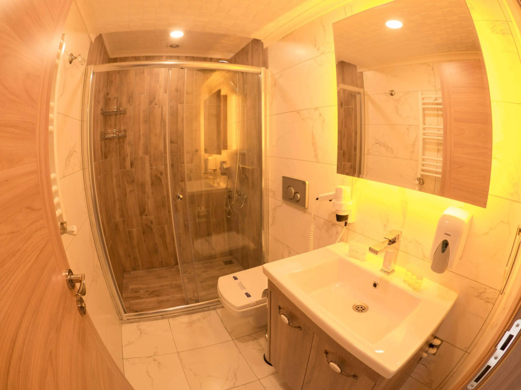 Elif inan Otel