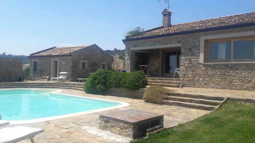 Villa With 3 Bedrooms in Rotondella, With Private Pool and Enclosed Garden - 12 km From the Beach