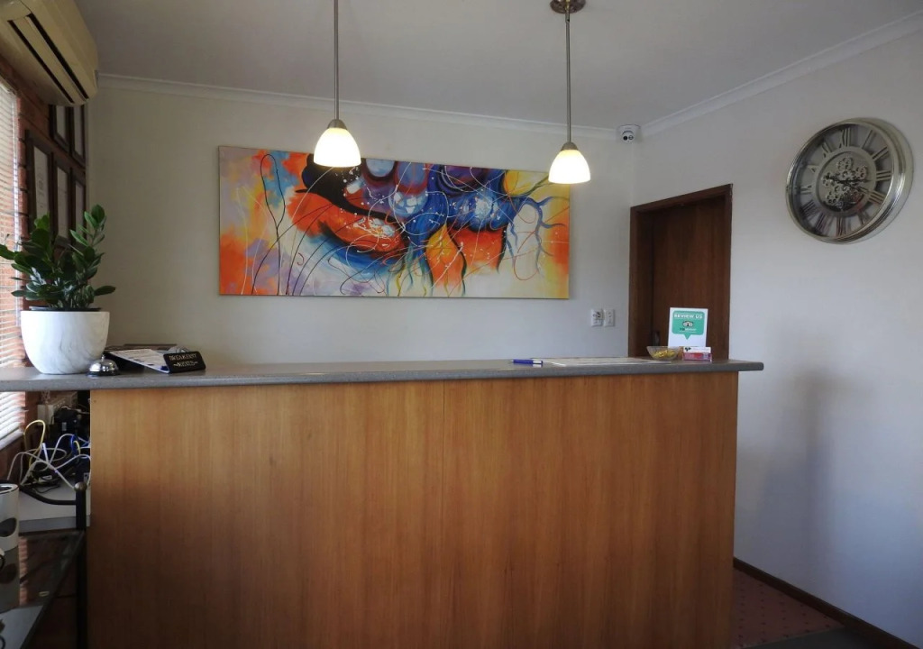 Wine Village Motor Inn