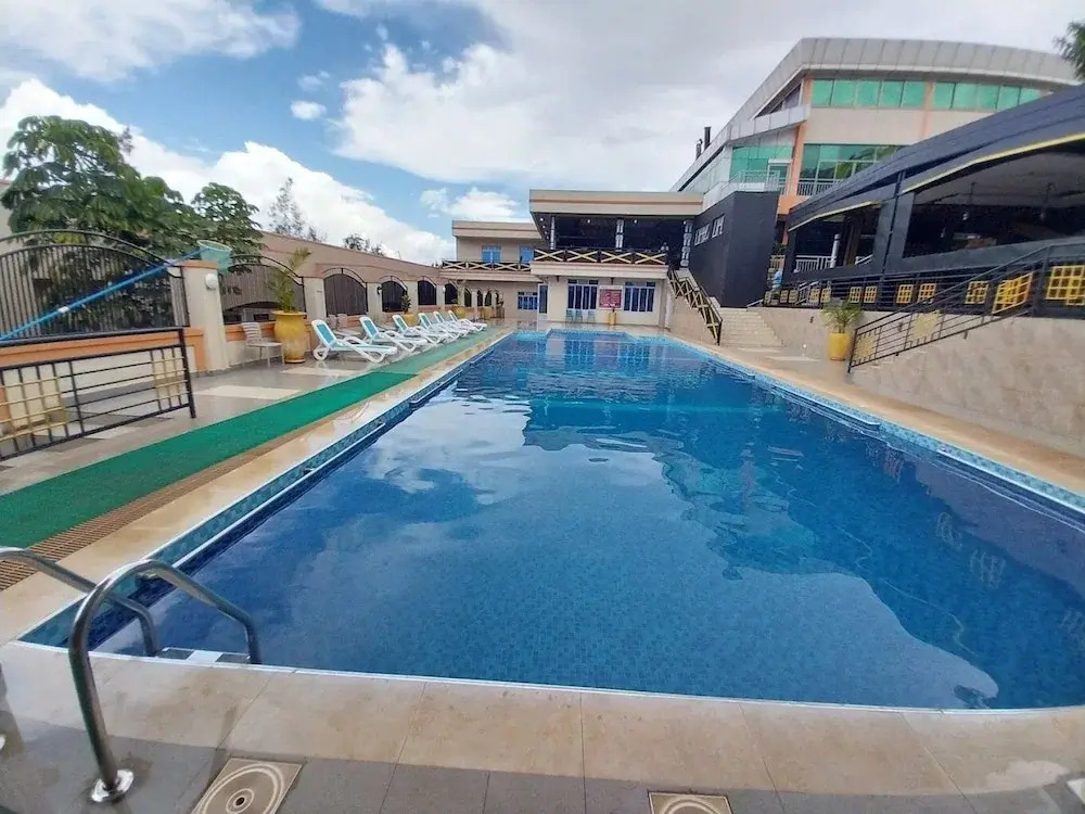 Silver & Bona Luxury Accommodation