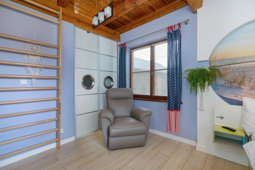Large, Comfortable Holiday Villa With a Garden