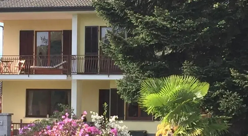 Villa Mariposa B&B