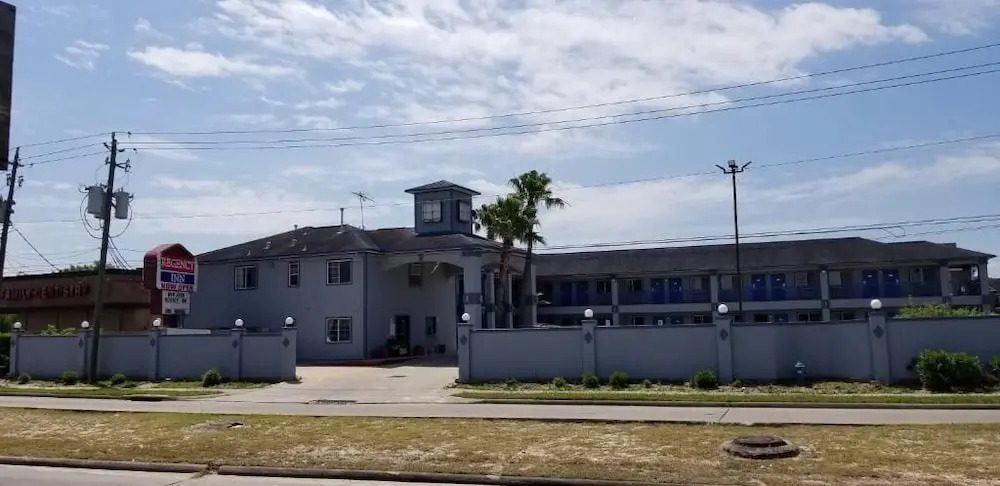 Regency Inn