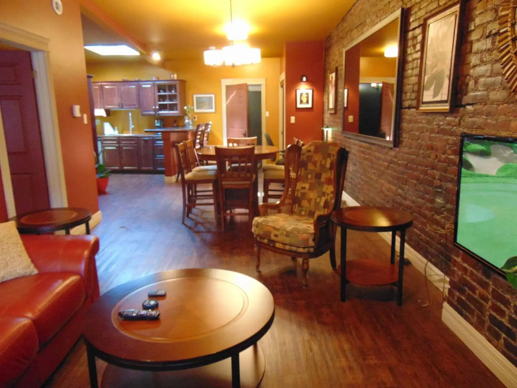 Downtown Executive Suites - Water Street