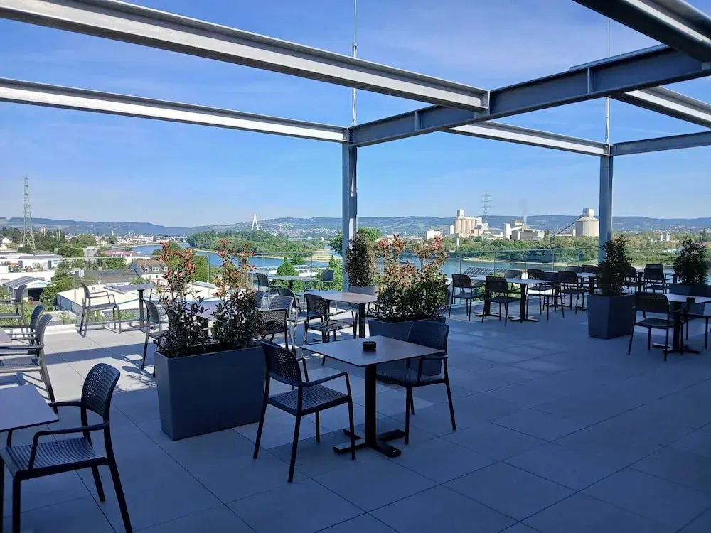 Frames Hotel GmbH