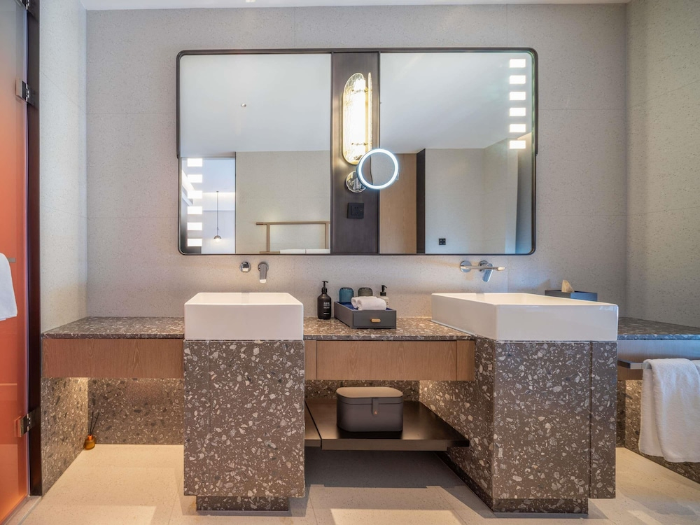 Novotel Zibo New Hongcheng