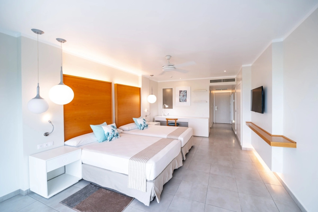 Sanctuary White Sands