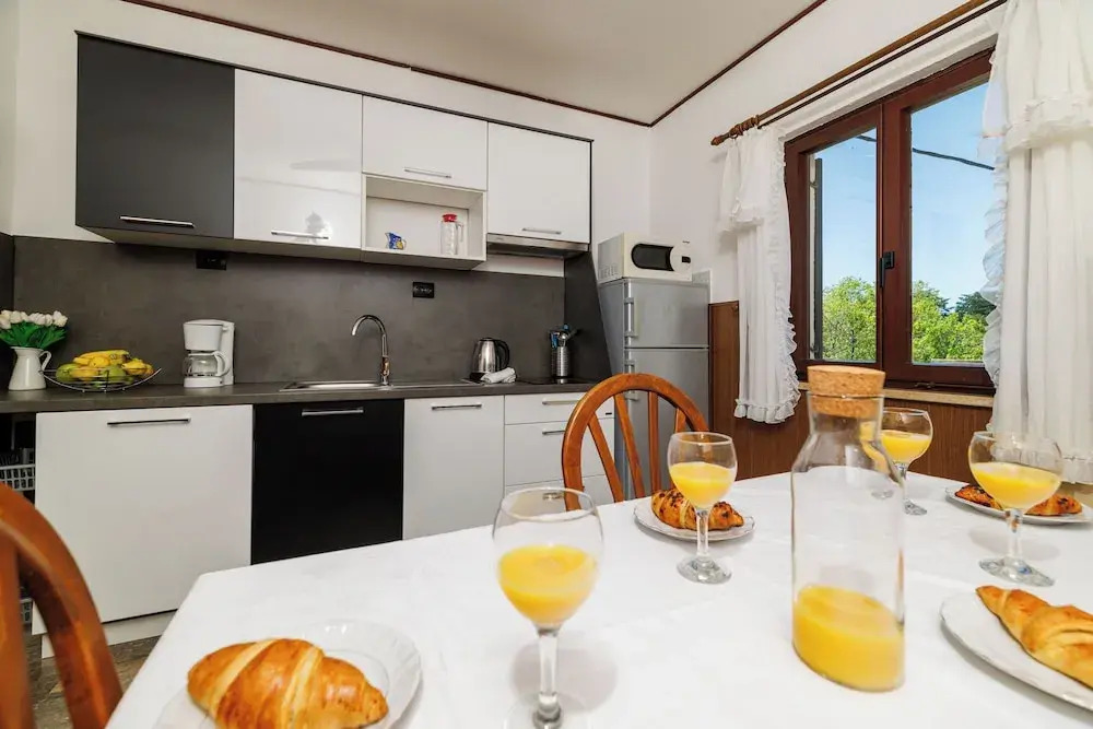 Apartment Petar