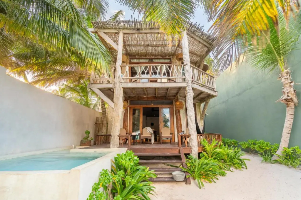 Casa Ganesh Beachfront Tulum Hotel