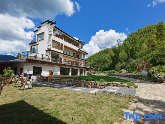 Manju·Yunwanshang Holiday Inn (Moon Bay Scenic Area Branch)