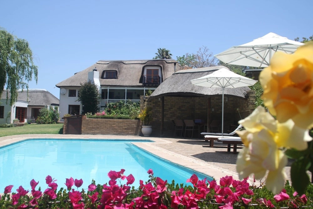 Acara Guesthouse & Cottages
