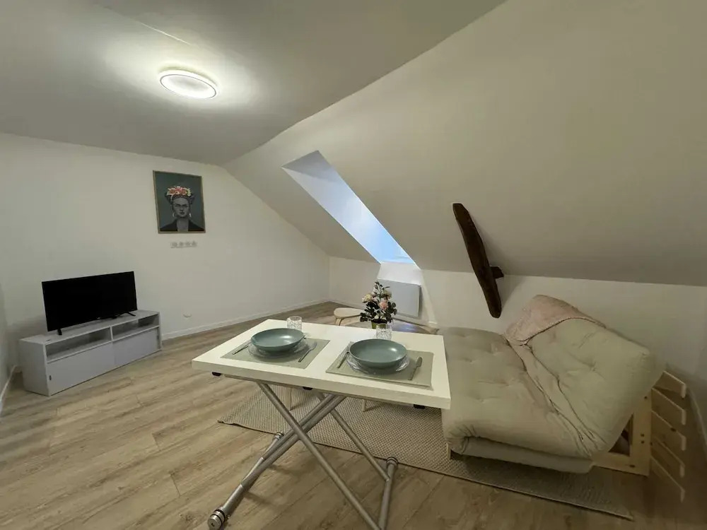 Modern Comfort in the Heart of Le Mans