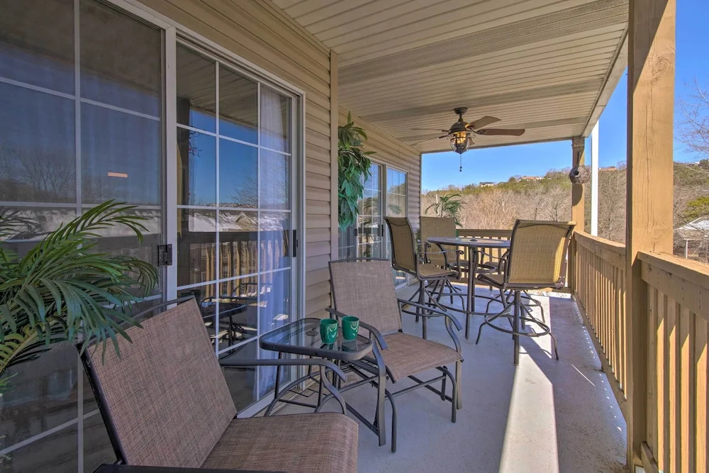 ~ 3 Mi to The Strip: Branson Condo w/ Large Patio!