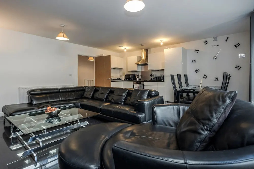 Beautiful 3-bed Apartment in Romford