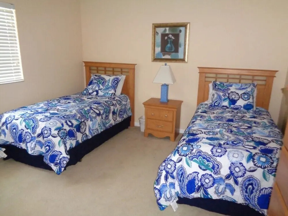 Westhaven 5 bed / 3 Bath