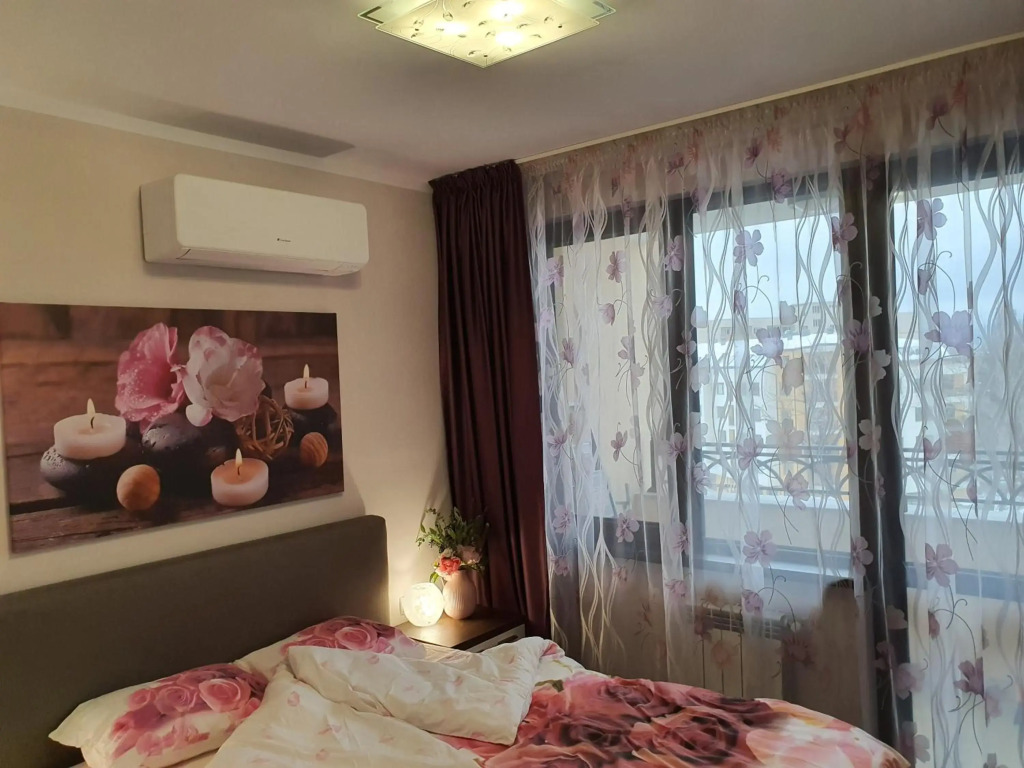 Boutique Apartment with Free Parking