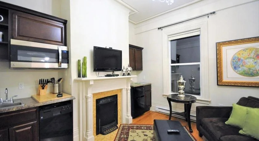 Bannerman Park Suites