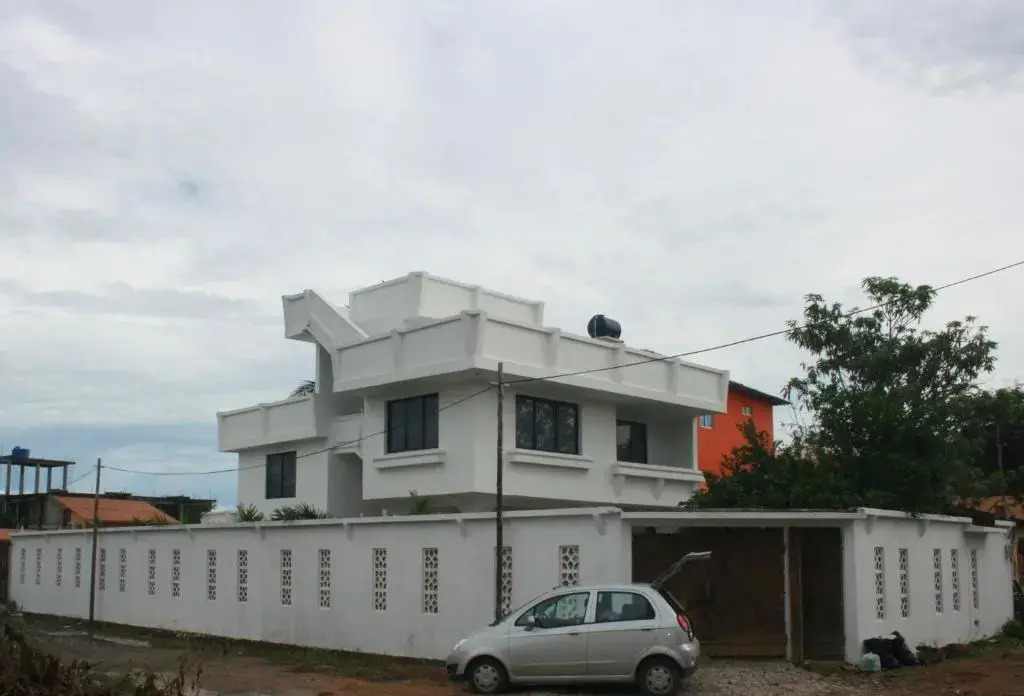 Yayas House